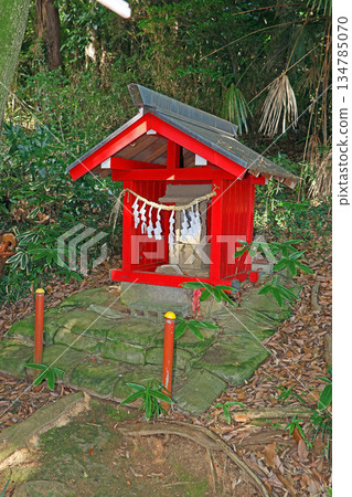 Omatonozunotenjin 神社(稻城市) Omatonozunotenjin 神社(稻城市) 134785070