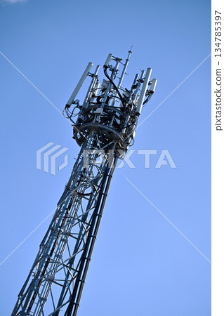 Communication image (radio tower: base station) 134785397