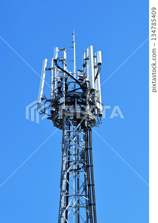 Communication image (radio tower: base station) 134785409