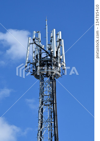 Communication image (radio tower: base station) 134785410