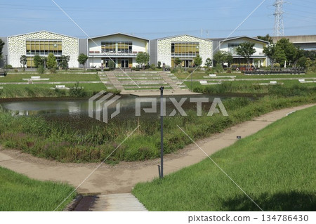 Kashiwanoha Campus streetscape, Chiba Prefecture Kashiwanoha Campus streetscape, Chiba Prefecture 134786430