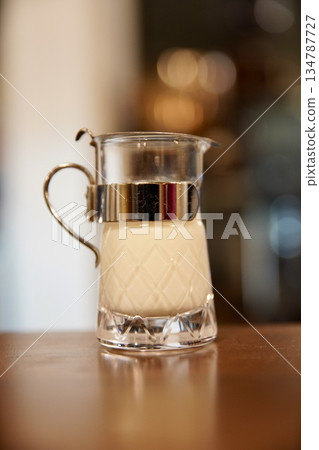 玻璃牛奶壺 134787727