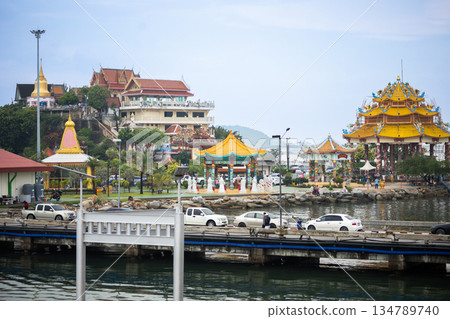 The Wat Koh Loi at the Koh Loi Sriracha, Chonburi The Wat Koh Loi at the Koh Loi Sriracha, Chonburi 134789740