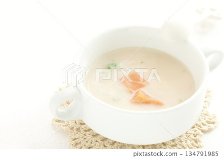 Finnish salmon soup lohikeitto Finnish salmon soup lohikeitto 134791985
