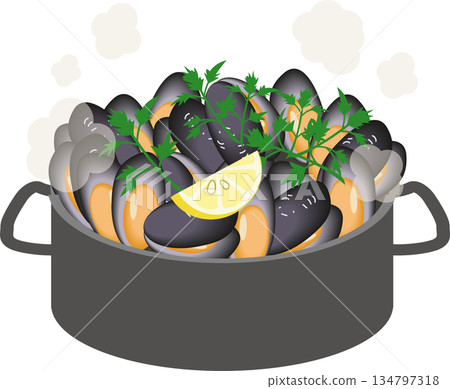 Mussel wine steamed 134797318