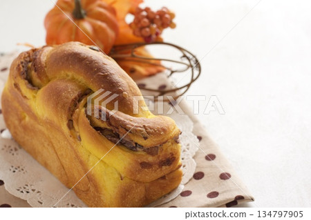 Pumpkin bread 134797905