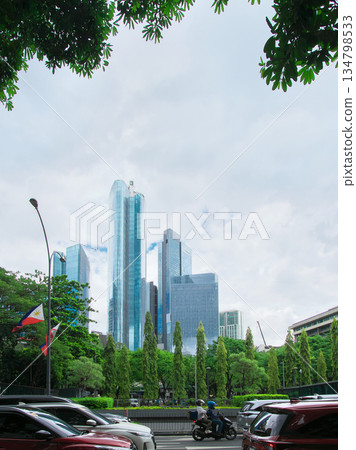 活力菲律賓 - 馬尼拉馬卡蒂市中心 - 城市景觀（2025 年 6 月） 134798533