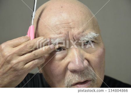 老頭子修眉 134804866