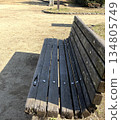 Bench in a park with nobody 134805749