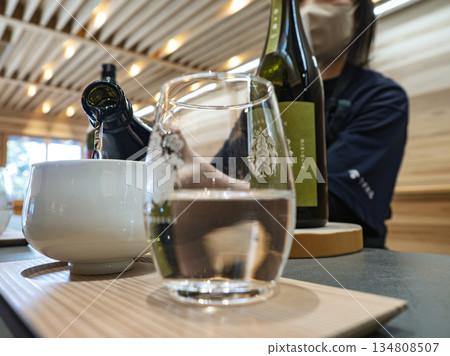 The holy land of Miwa, where blissful sake is poured at the sake brewery 134808507
