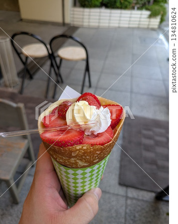 美味的草莓縐 美味的草莓縐 134810624