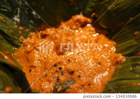 印地安菜：香蕉葉包裹的咖哩蝦 134810686