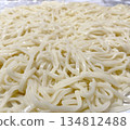 大量的烏龍麵 134812488