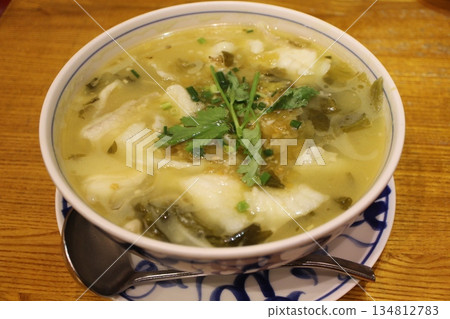Sichuan cuisine Sour and sour fish 134812783