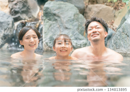 家庭 家族 家人 134813895