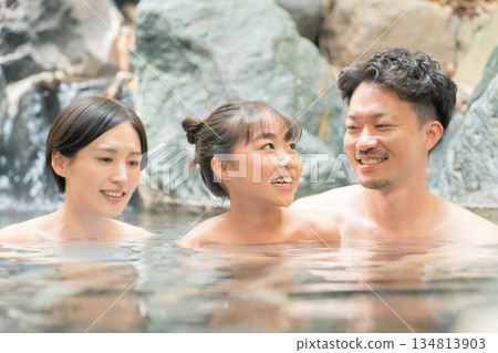 家庭 家族 家人 134813903