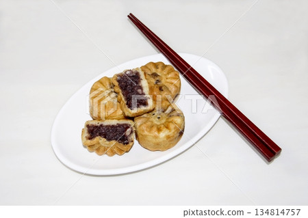 Gughwappang,a Korean winter snack. 134814757