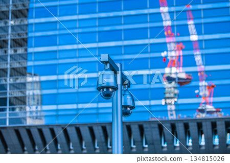 東京火炬，日本東京的城市景觀。東京車站附近及大手町重建計畫的監視器。 “注視未來的眼睛” 134815026