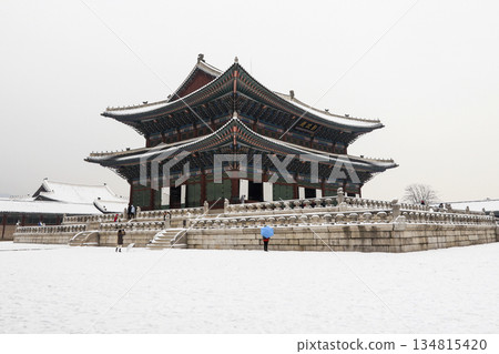 Gyeongbokgung palace covered in snow. Seoul. South Korea. Gyeongbokgung palace covered in snow. Seoul. South Korea. 134815420