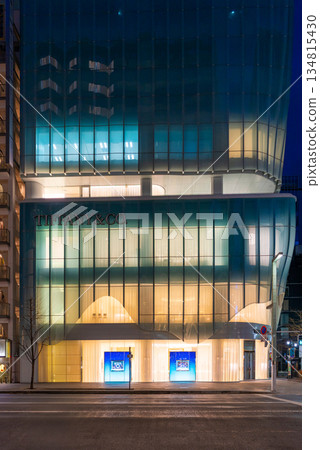 【豎圖】蒂芬尼銀座夜景 【豎圖】蒂芬尼銀座夜景 134815430
