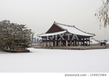 Gyeongbokgung palace covered in snow. Seoul, South Korea. 134815464