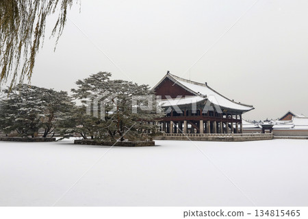 Gyeongbokgung palace covered in snow. Seoul, South Korea. 134815465