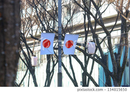 【日本國旗】日之丸，表參道附近街景 134815650