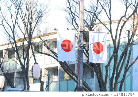 【日本國旗】日之丸，表參道附近街景 134815794