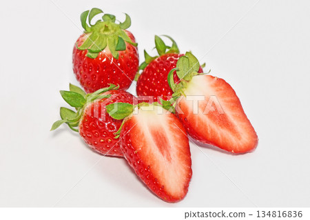 草莓（愛的閃耀） 134816836