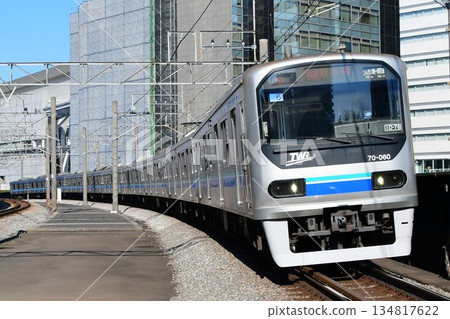 東京臨海地區快速交通70-000系列Z6編組列車（埼京線） 134817622