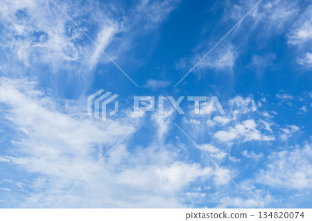 秋日的天空:令人印象深刻的藍天白雲 01 秋日的天空:令人印象深刻的藍天白雲 01 134820074