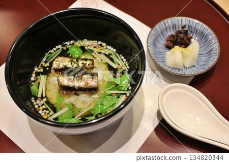 日本料理:沙丁魚茶飯 日本料理:沙丁魚茶飯 134820344