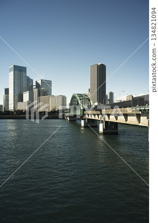 豐洲的晴海橋(原晴海鐵路橋)將於2025年12月改建為步行長廊。 豐洲的晴海橋(原晴海鐵路橋)將於2025年12月改建為步行長廊。 134821094