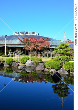 天壽園（新潟縣新潟市）中國園林的秋景 134822614