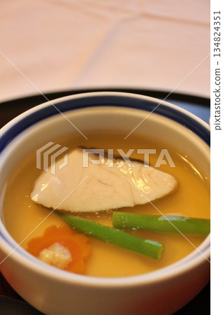 Japanese cuisine: Sea bream chawanmushi 134824351