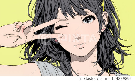 一位年輕女子像偶像一樣,在臉旁比出和平手勢並眨眼。 一位年輕女子像偶像一樣,在臉旁比出和平手勢並眨眼。 134829895