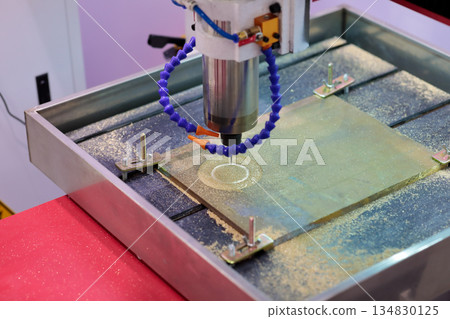 brass plate processing with CNC milling machine brass plate processing with CNC milling machine 134830125