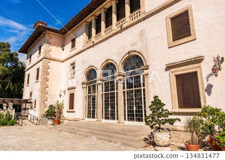 Vizcaya Museum and Gardens. Villa Vizcaya historical building museum. Historical landmark of Florida. Vizcaya museum waterfront architecture. Mediterranean revival architectural style Vizcaya Museum and Gardens. Villa Vizcaya historical building museum. Historical landmark of Florida. Vizcaya museum waterfront architecture. Mediterranean revival architectural style 134831477