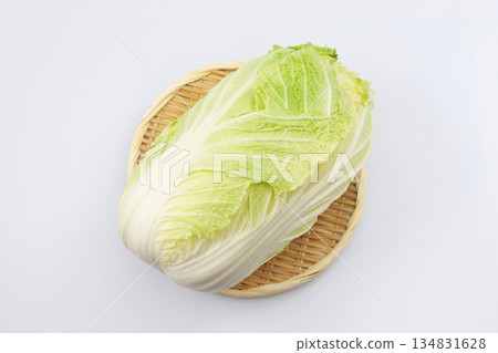 白色背景的中國白菜籃 白色背景的中國白菜籃 134831628