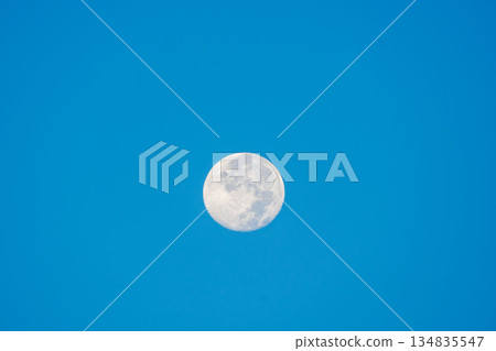 The moon floating in the early autumn sky 11 The moon floating in the early autumn sky 11 134835547