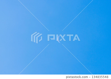 秋日清晨,藍天白月 01 秋日清晨,藍天白月 01 134835548