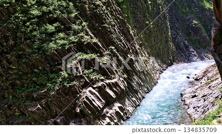 Kiyotsukyo Gorge in summer in Tokamachi City, Niigata Prefecture Kiyotsukyo Gorge in summer in Tokamachi City, Niigata Prefecture 134835709