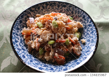 配菜:醬油燉豆渣 配菜:醬油燉豆渣 134835967