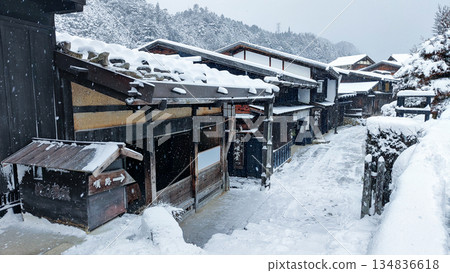 Tsumago-juku (winter) 134836618