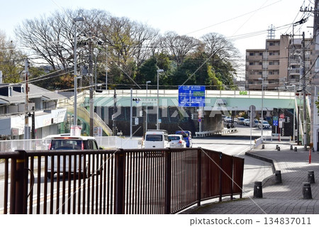 Fujisawa City, Kanagawa Prefecture, National Route 467, National Route 1, near the Fujisawa Bypass entrance, and Shirahata pedestrian bridge Fujisawa City, Kanagawa Prefecture, National Route 467, National Route 1, near the Fujisawa Bypass entrance, and Shirahata pedestrian bridge 134837011