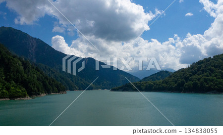 黑部水壩,黑部湖,長野縣大町市,黑部市 黑部水壩,黑部湖,長野縣大町市,黑部市 134838055