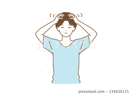 man doing scalp massage 134839115