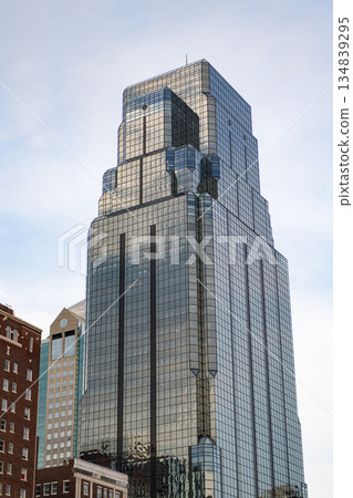 One Kansas City Place tallest building. Commercial architecture. Business skyscraper building. Architectural building business area. Glass skyscraper. City architecture. Architecture office building 134839295