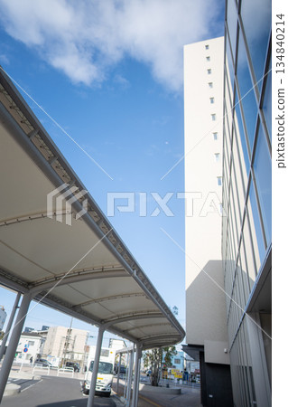 通往公寓的路 134840214