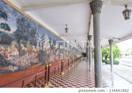 Murals surrounding the Silver Pagoda 134841882